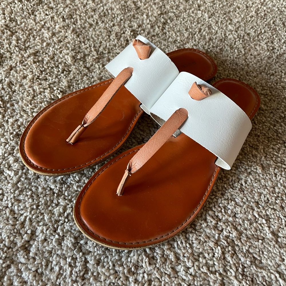 Ladies size 8 sandals